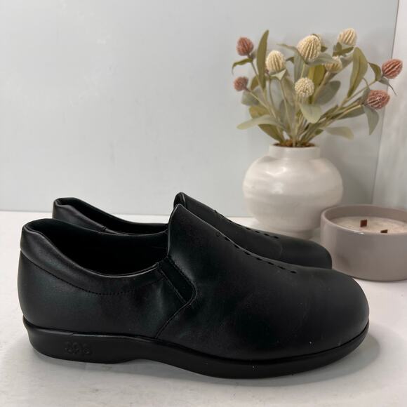 SAS Viva Leather Slip On Walking Loafer Black Women's 10W Buttery Soft - Picture 3 of 11